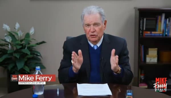 I 25 modi per rendere il tuo prossimo anno il tuo anno migliore + copioni (doppiato italiano) – Mike Ferri